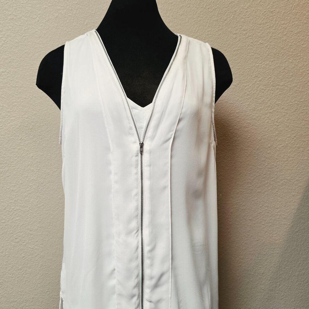 Lysse white  sleeveless  Tunic size XL 100% Polyester Lining: Poly (WT239)